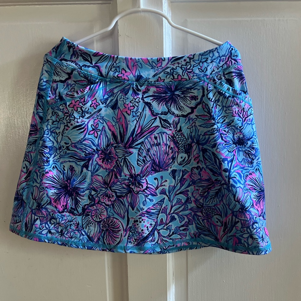 Lilly Pulitzer girls Luxletic skort size L 8-10